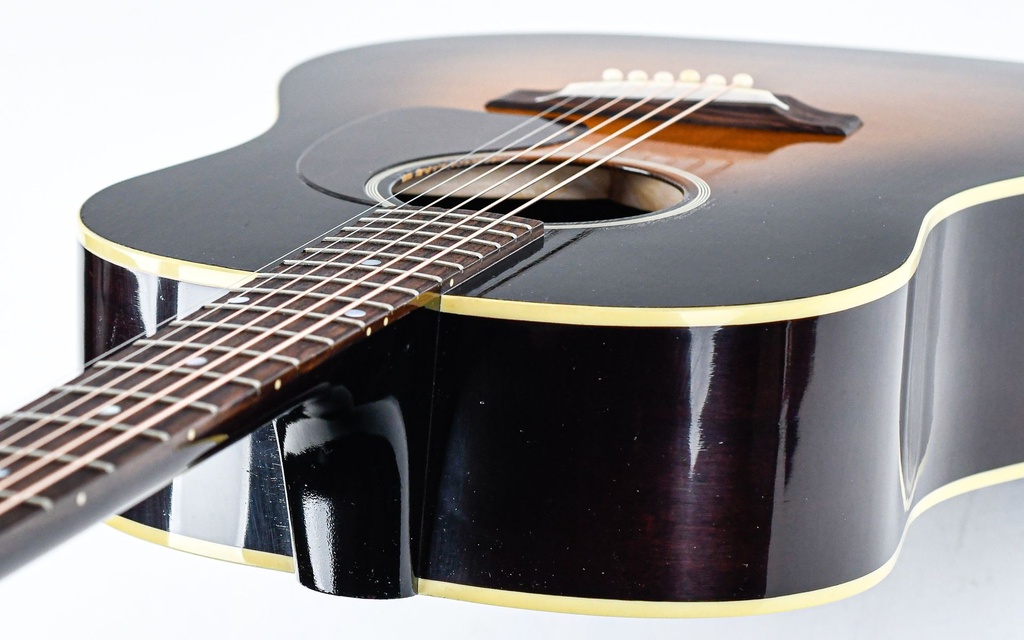 Gibson 1942 Banner J45 Murphy Lab Light Aged #22883044 | The